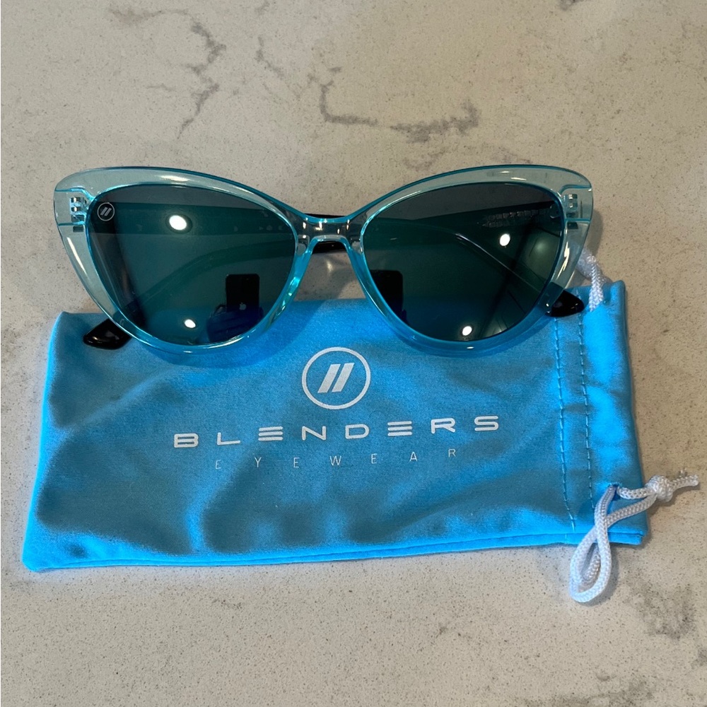 Blenders blue cat eye sunglasses